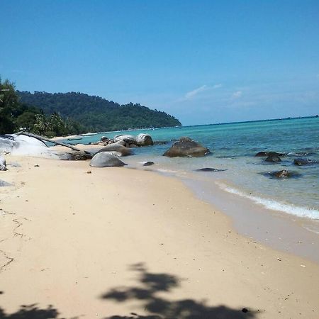 Bungkil Place Hotell Tioman island Exteriör bild