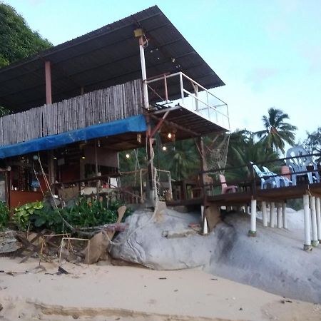 Bungkil Place Hotell Tioman island Exteriör bild