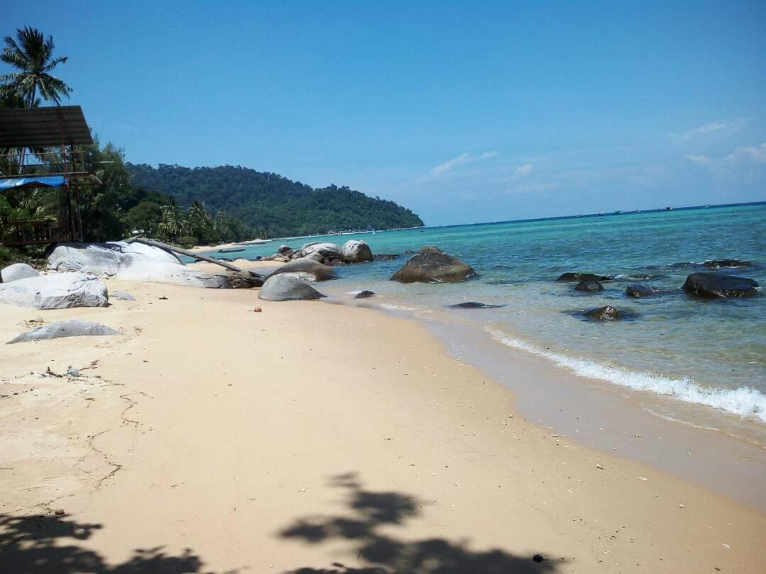 Bungkil Place Hotell Tioman island Exteriör bild