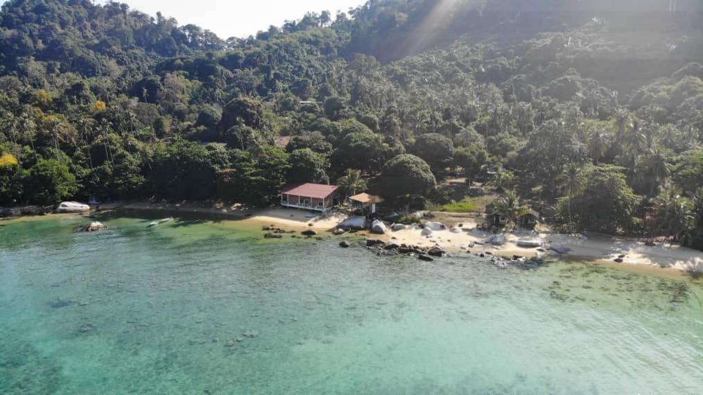 Bungkil Place Hotell Tioman island Exteriör bild