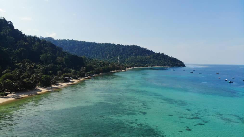 Bungkil Place Hotell Tioman island Exteriör bild